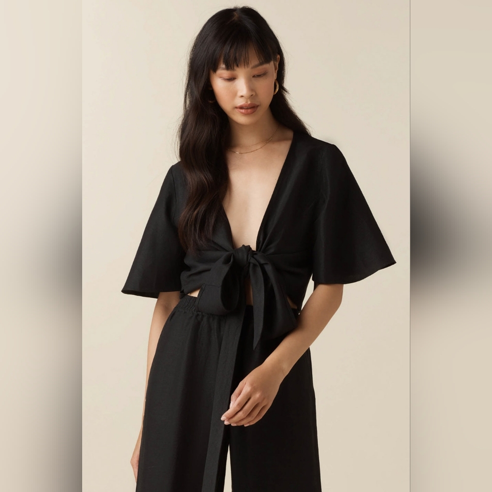 Vetta Flutter Sleeve Wrap Top